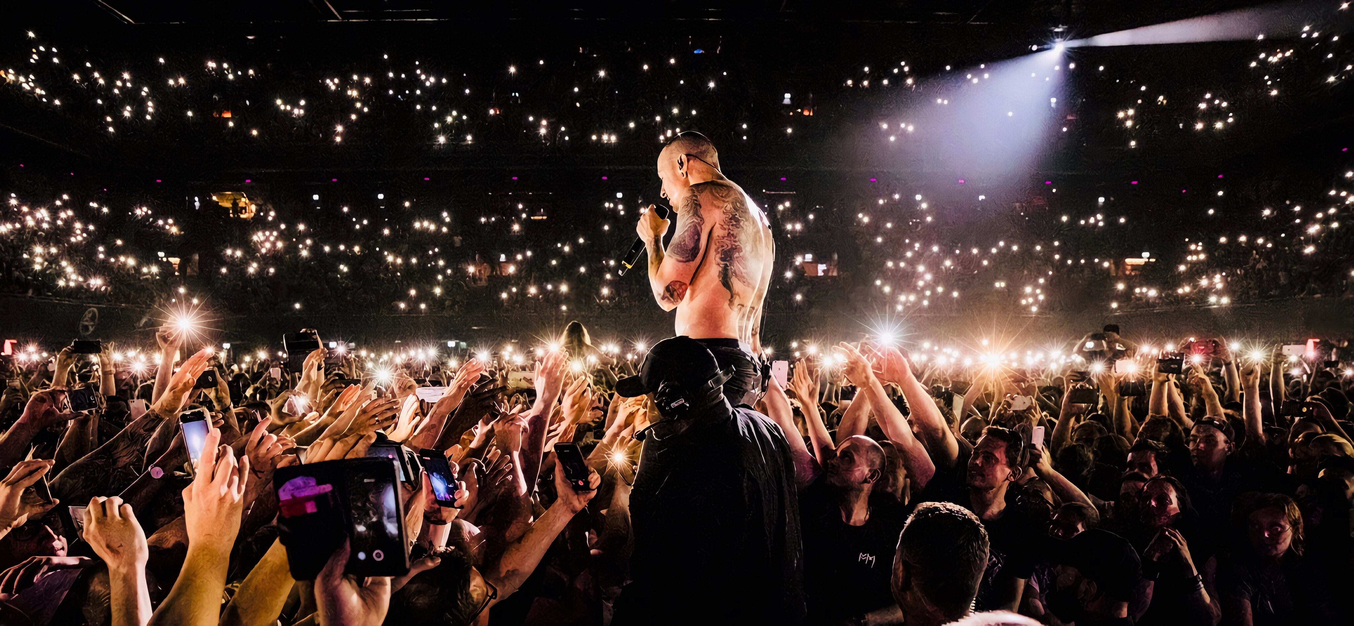 Chester center stage surrounded by fans
